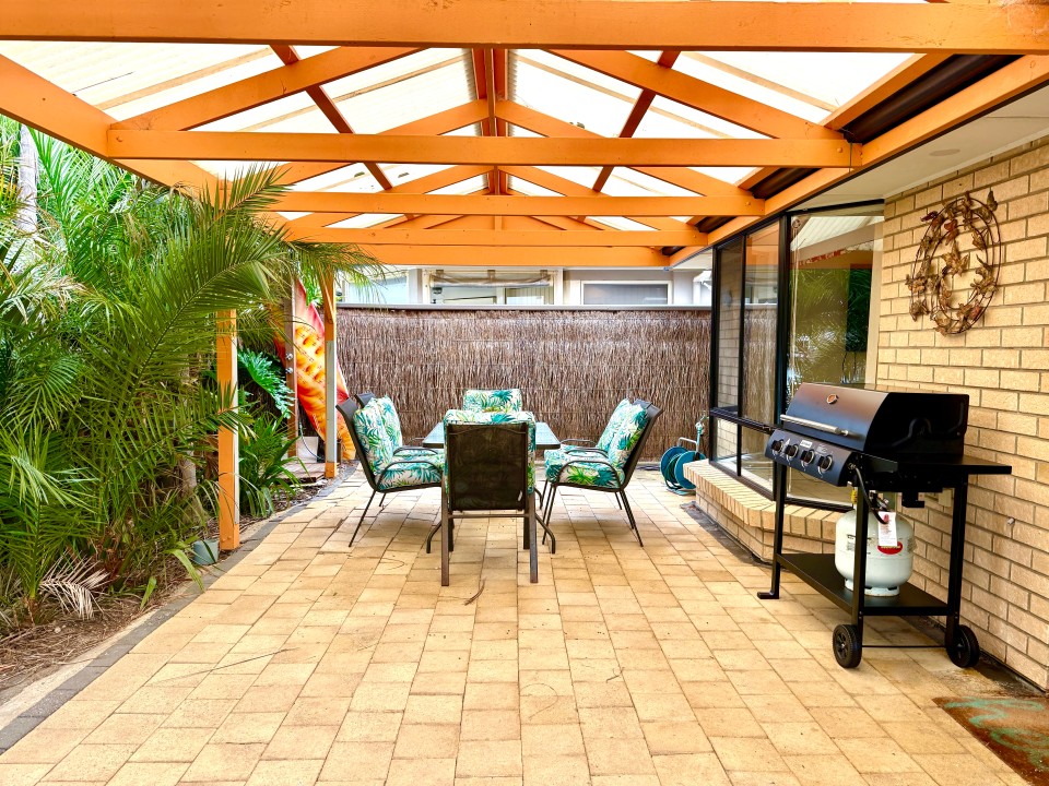Extended stays welcome – ideal for relocations, work assignments, or in-between visits. Discounted rates for bookings of 28 nights or more.