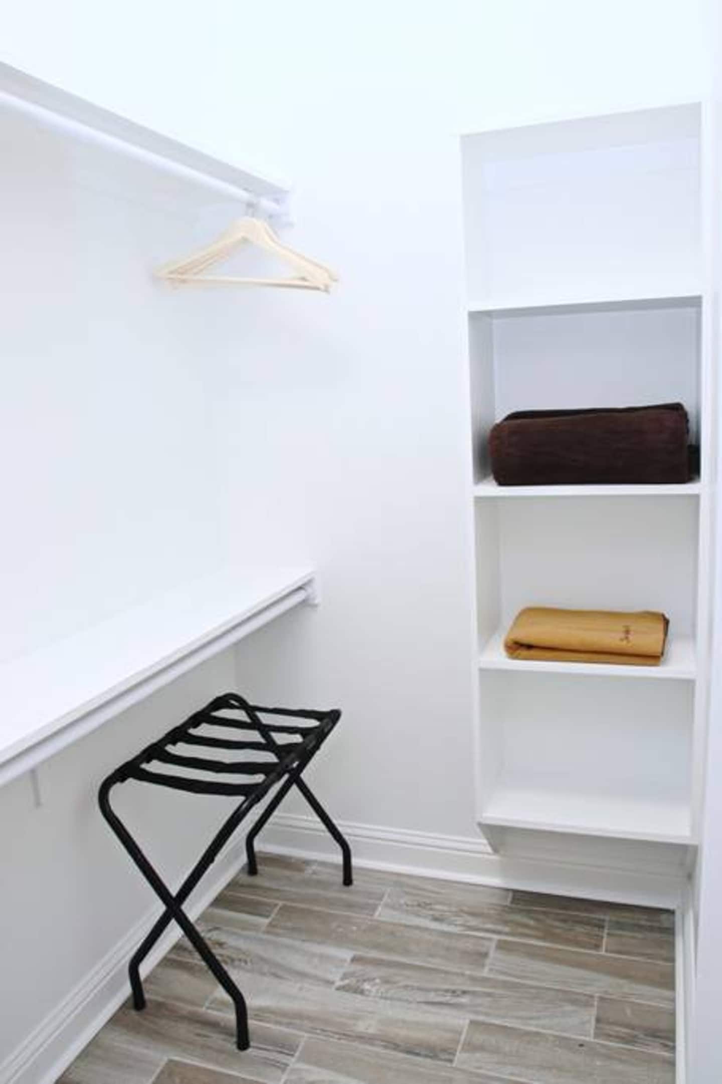 Ample Walk - in closet space