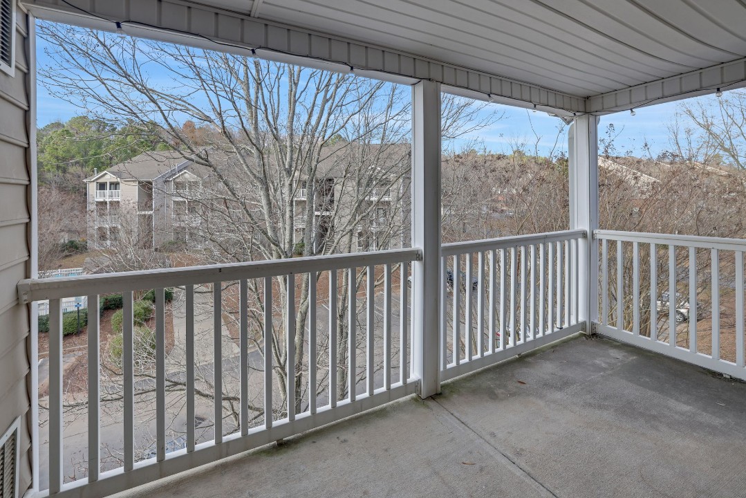 The Avenues of Lakeshore · Unit 427 2/1