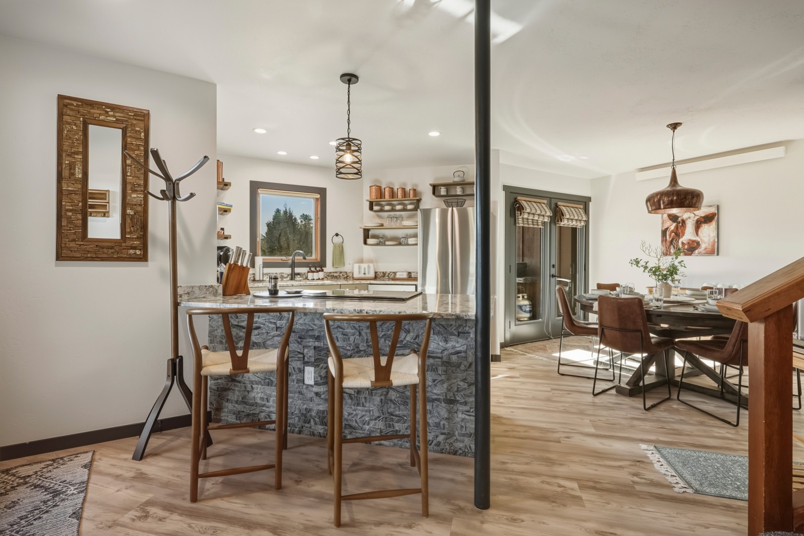 River Lake Front Condo