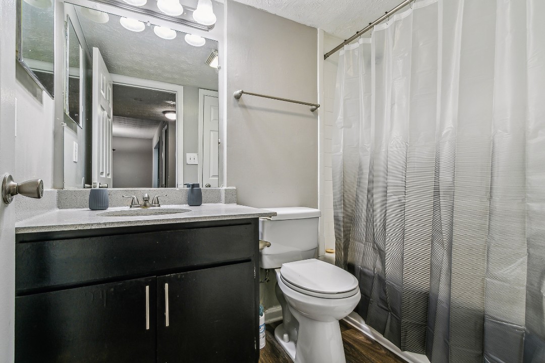 Vinings · Unit 3203 1/1