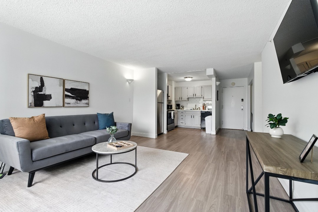 Legacy at Imperial Village · Unit 214 2/2