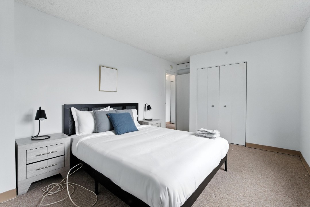 Legacy at Imperial Village · Unit 602 2/2
