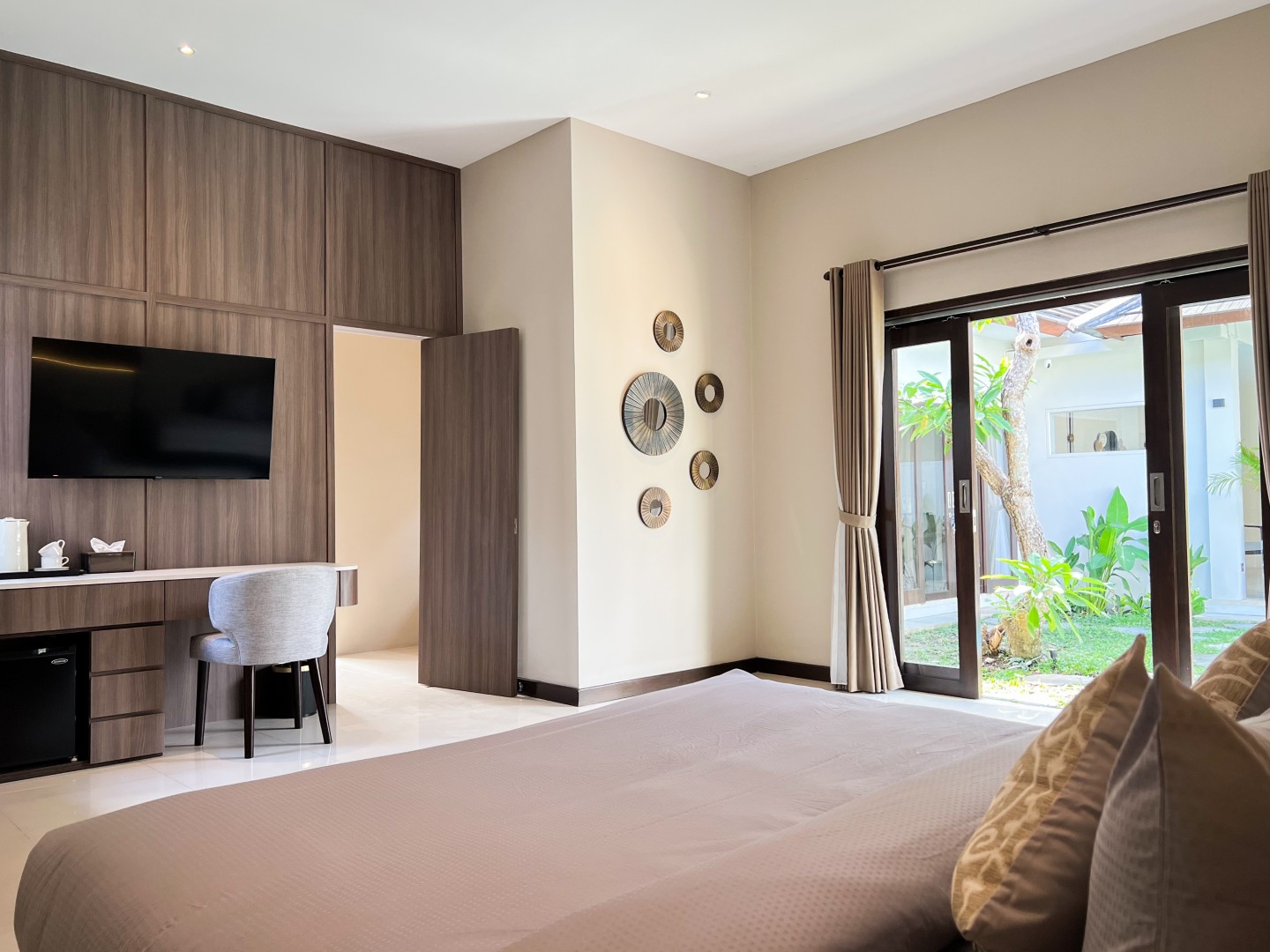 Deluxe Suite 2 – Casa Nova by Island Boy Homes — photo 23