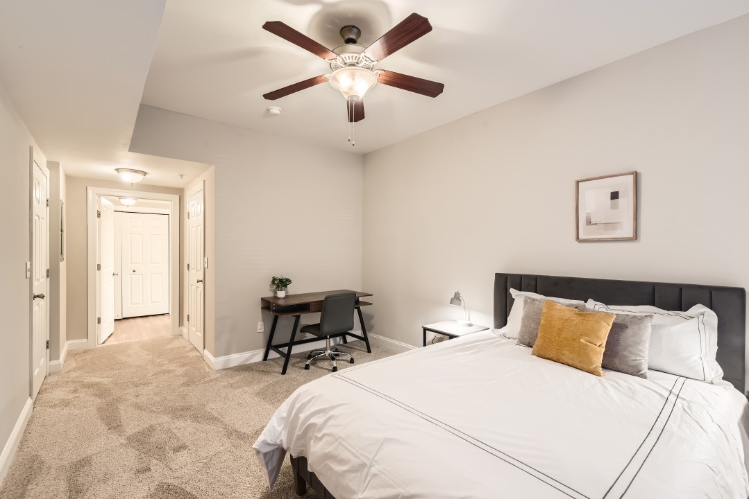 Crest at Midtown · Unit 4209 1/1