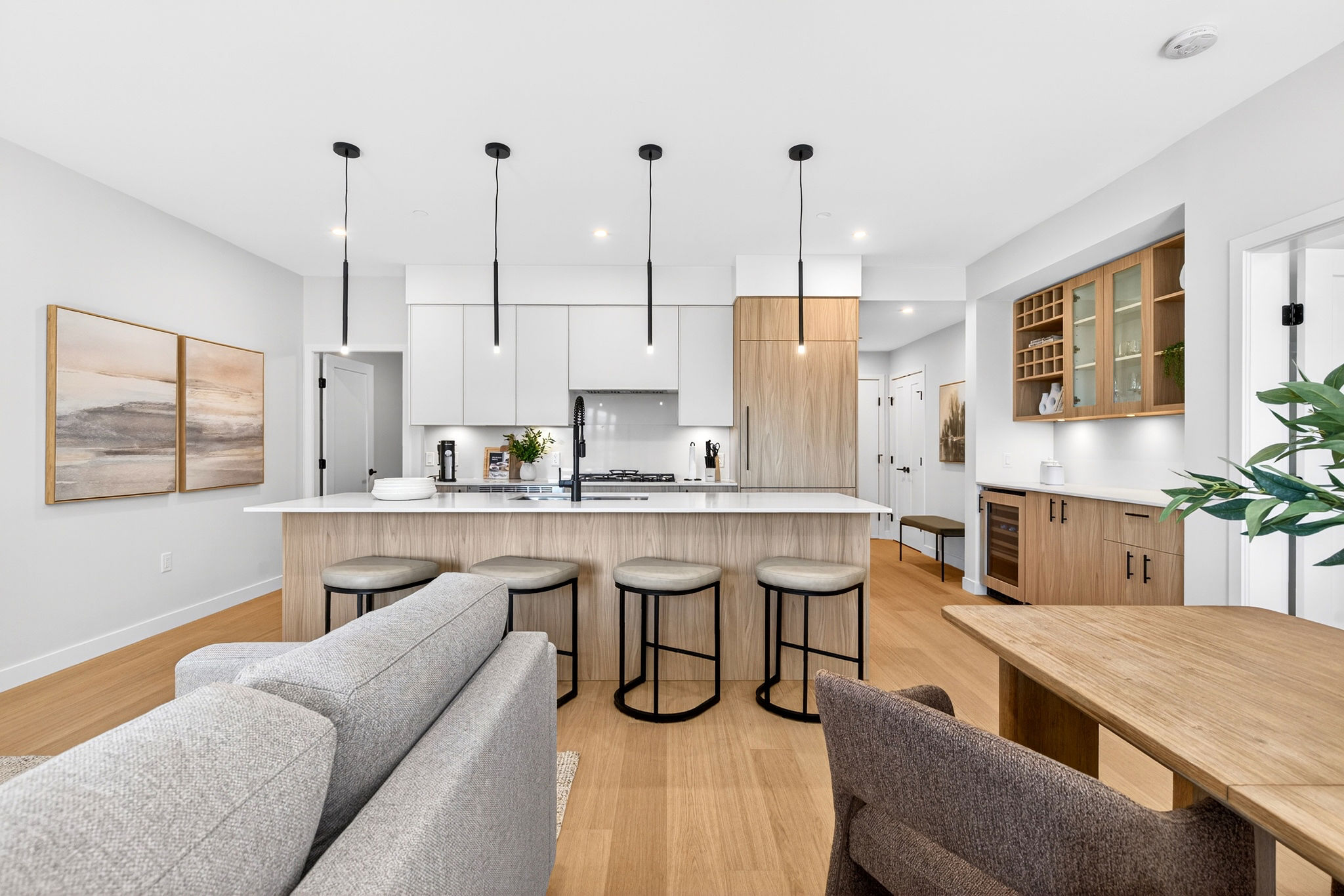 Zara | Edge Lakeview • 5 min to Wineries — Lake Country, BC — vacation rental