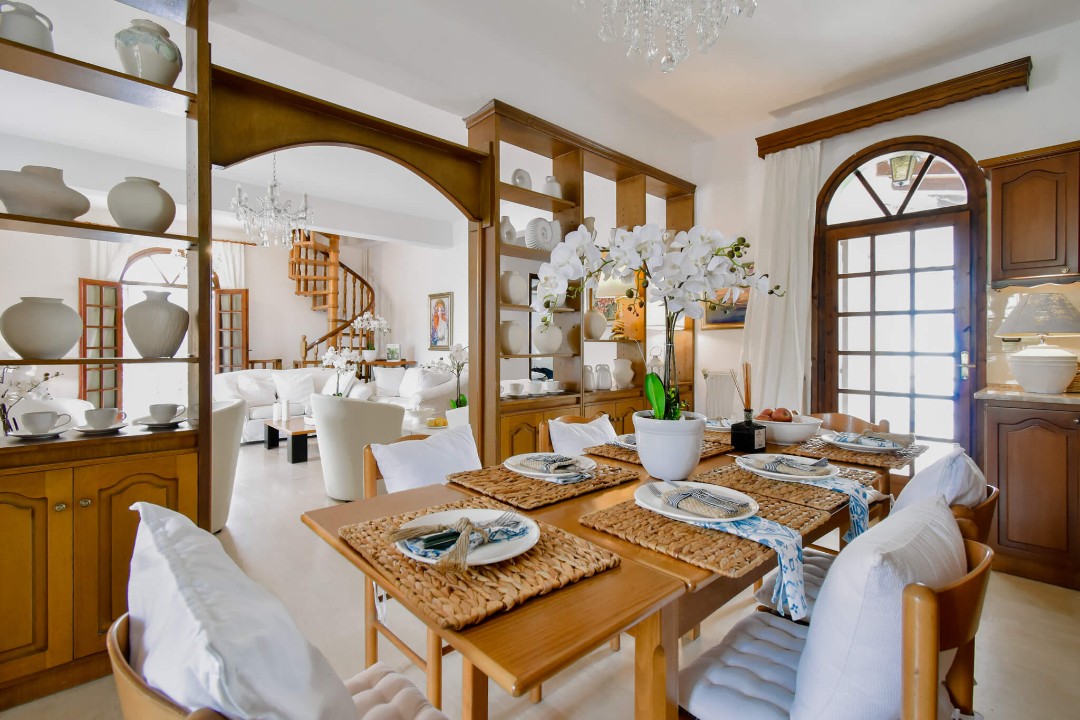 Property thumbnail 9