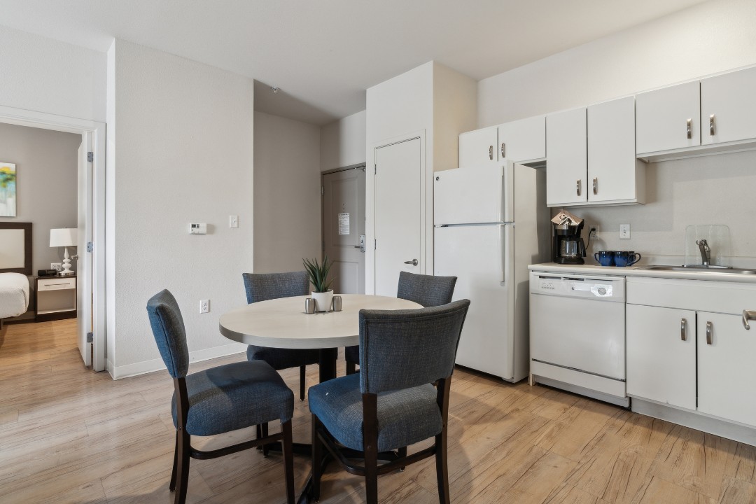 Simplicity At the Rim · Unit 1118  3/2
