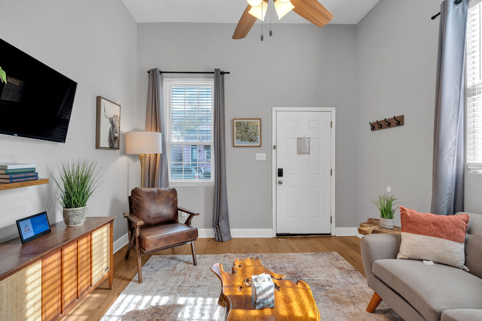 Light-filled entryway with stylish seating