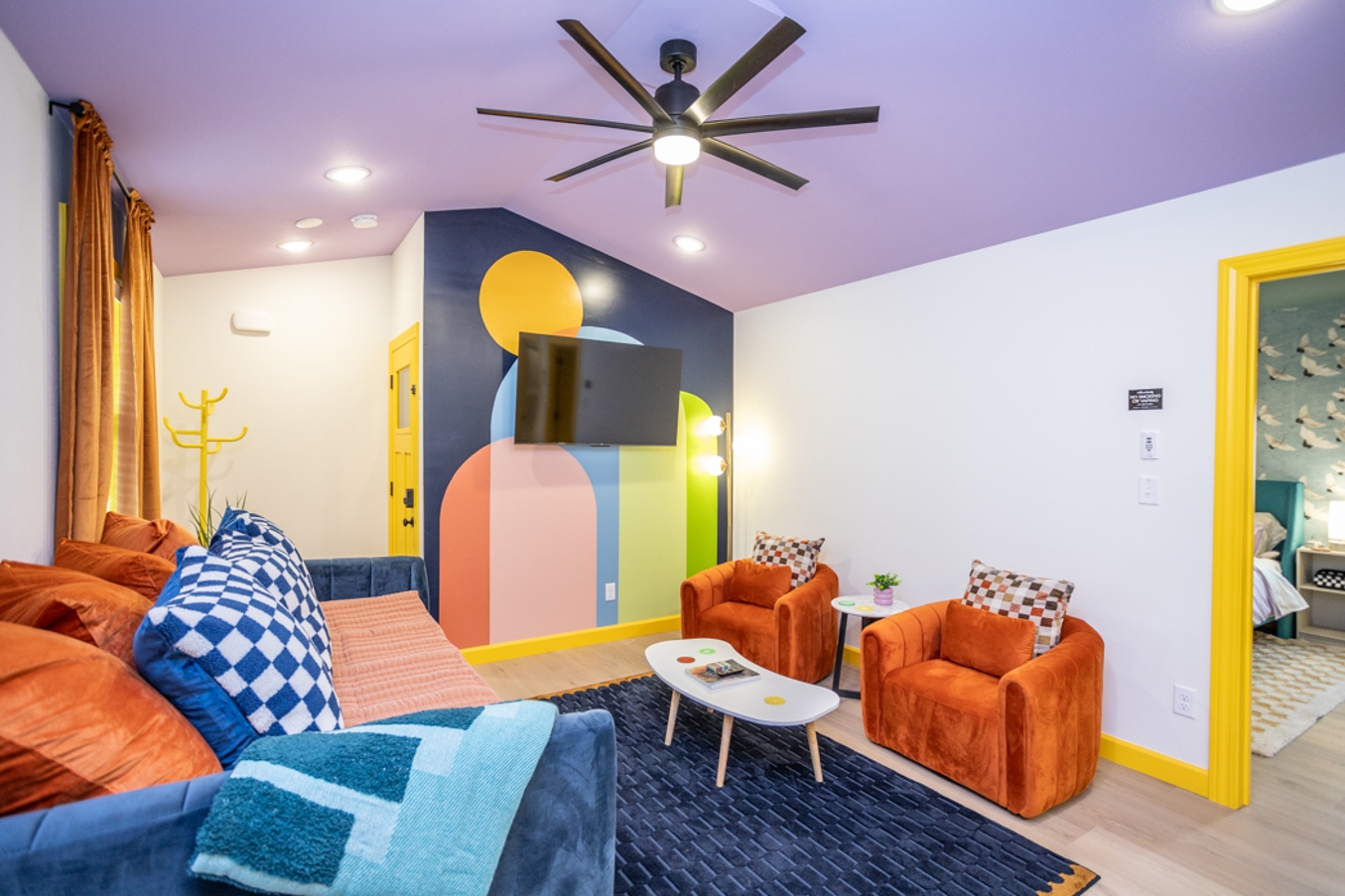 The Kaleidoscope Cove w/Hot Tub-Close to Ft. LW! — Waynesville, MO — vacation rental