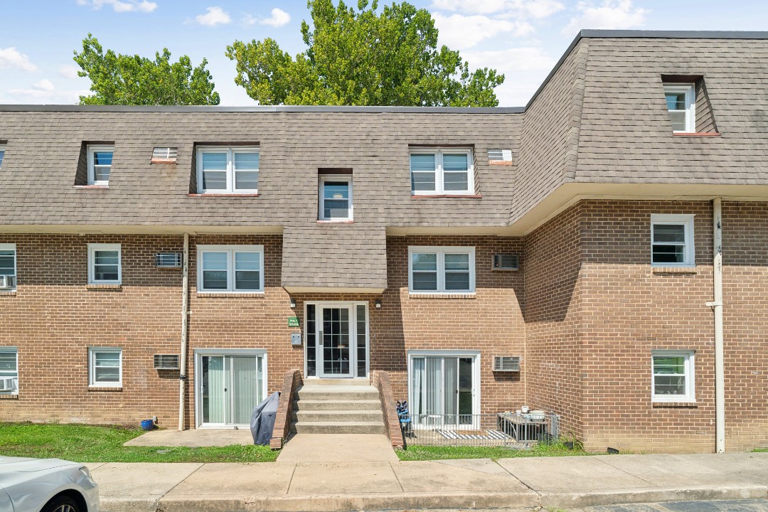Pinebrook 518 Wharton Drive 2 Bed 2 Bath