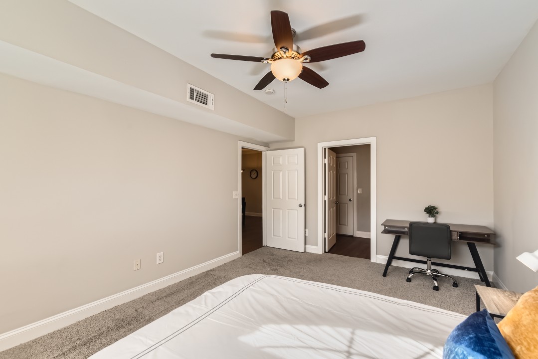 Crest at Midtown · Unit 3501 2/2