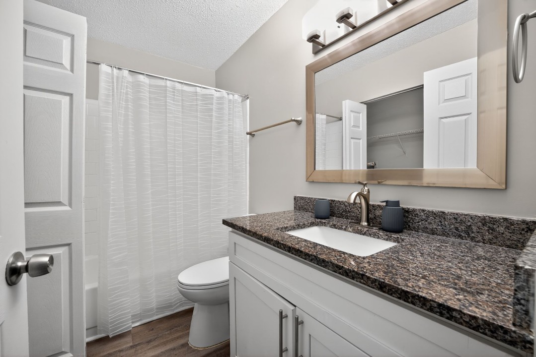 Crest at East Cobb 1830F · Unit 2/2