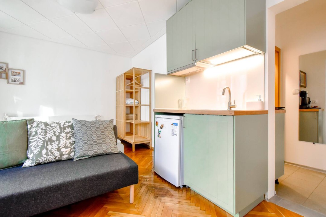 Property thumbnail 8