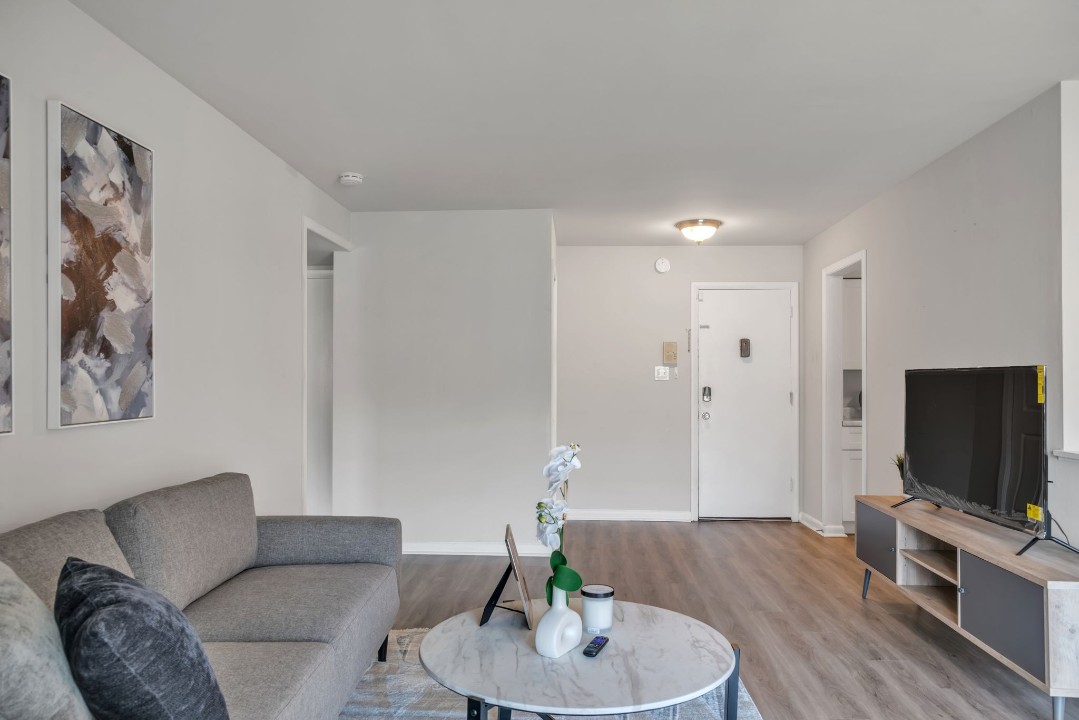 The Chateau, 310 Shipley Rd · Unit apt 113, 1bd/1bth