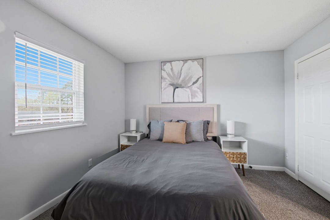 1 Bedroom · Signature layout