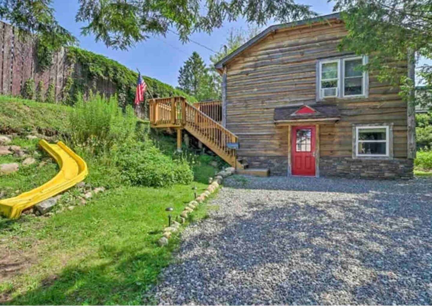 Cozy Cottage With Mountain Views And Modern Amenities - Charming Retreat - Lake Placid, NY