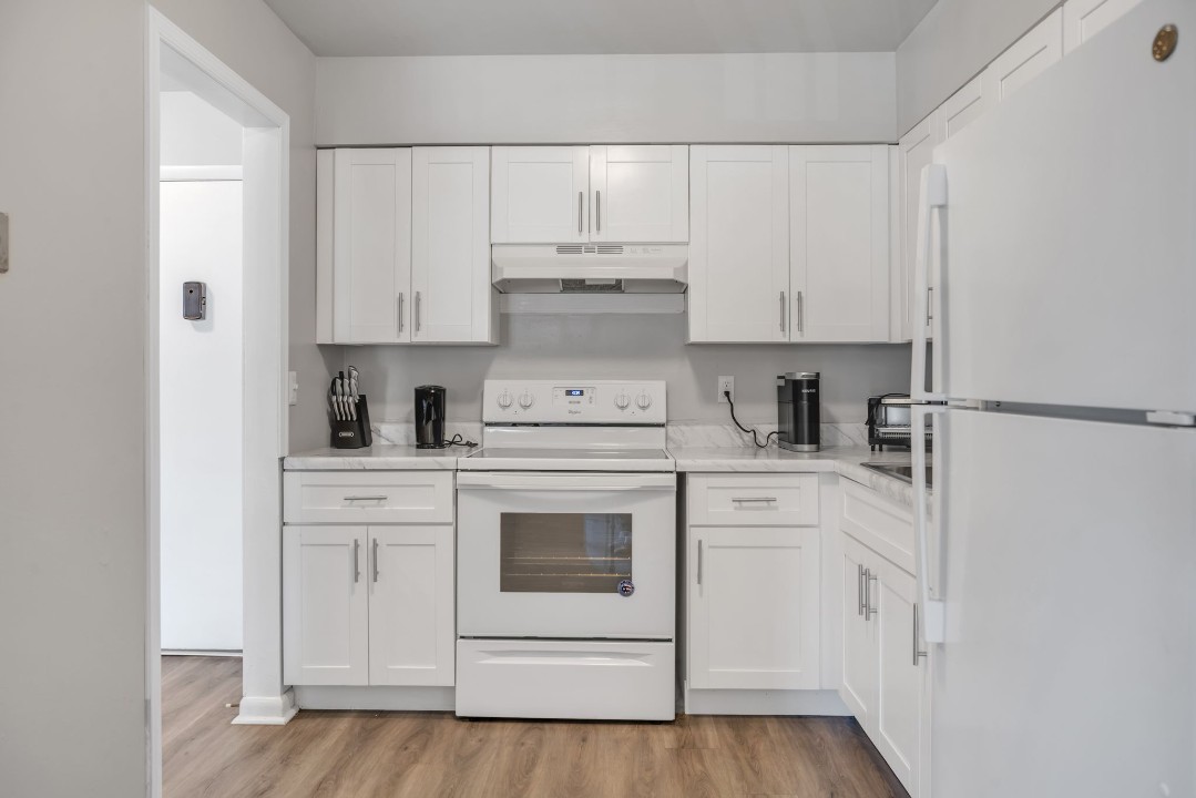 The Chateau, 310 Shipley Rd · Unit apt 113, 1bd/1bth