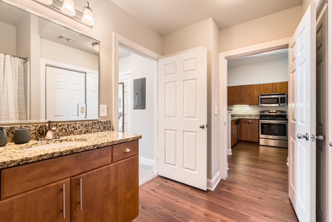 Crest at Midtown · Unit 4514 1/1