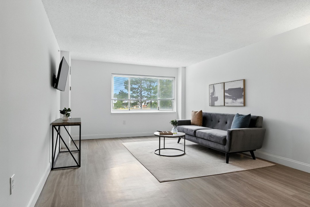 Legacy at Imperial Village · Unit 214 2/2