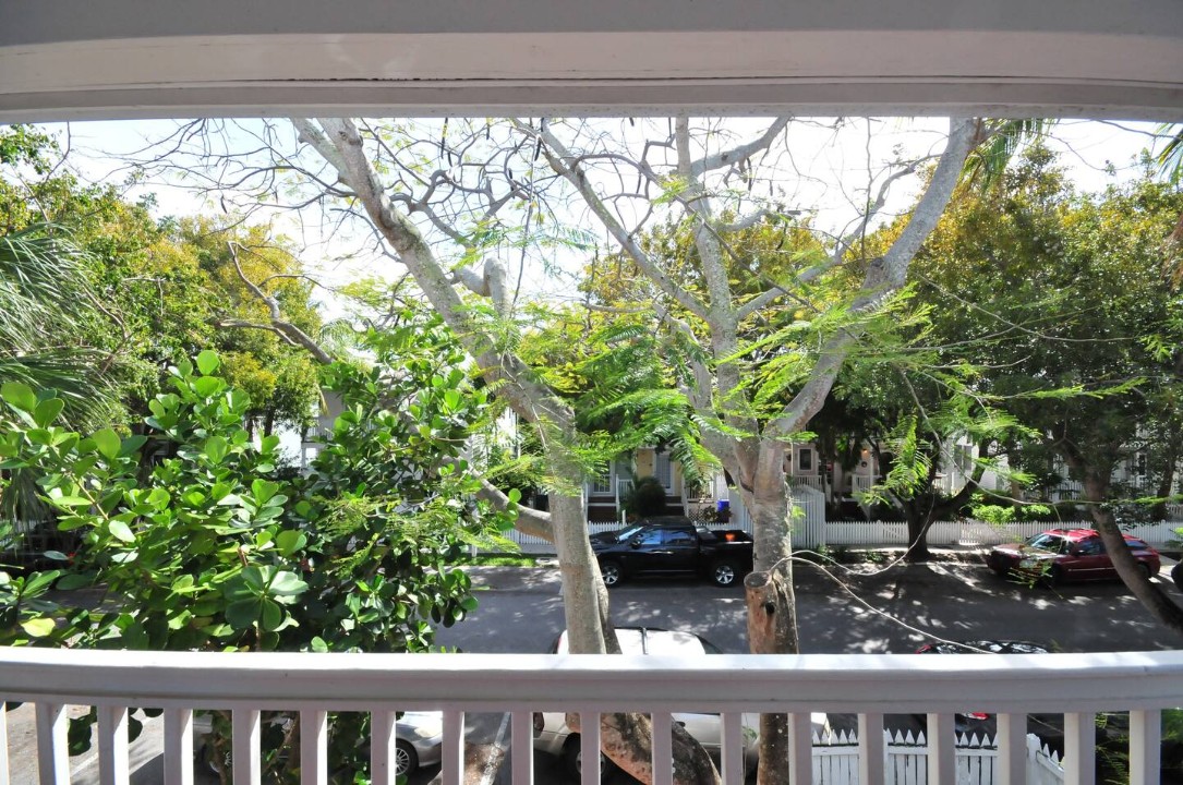 Joan's Caribbean Hideaway — Balcony