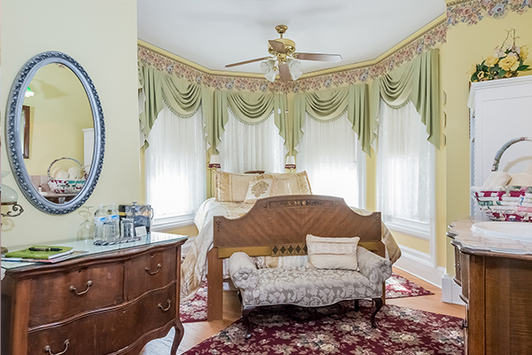 The Duchess Chambers at Kingsley House B&B — Fennville, MI — vacation rental