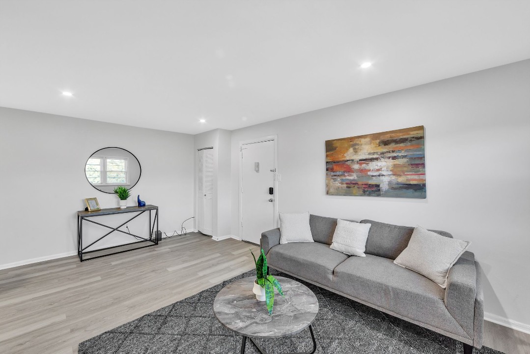 Pinebrook 817 Wharton Drive, 1br