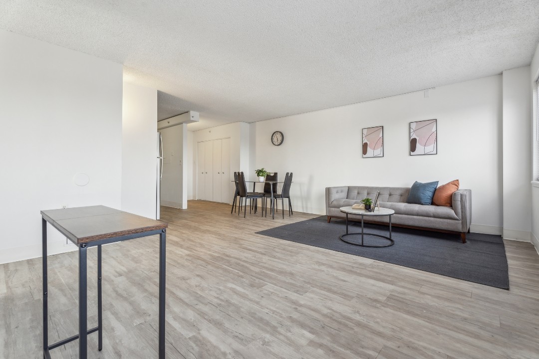 Legacy at Imperial Village · Unit 807 2/2