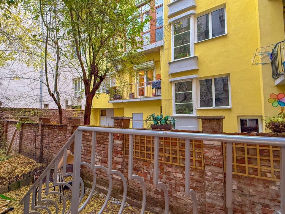 Property thumbnail 7