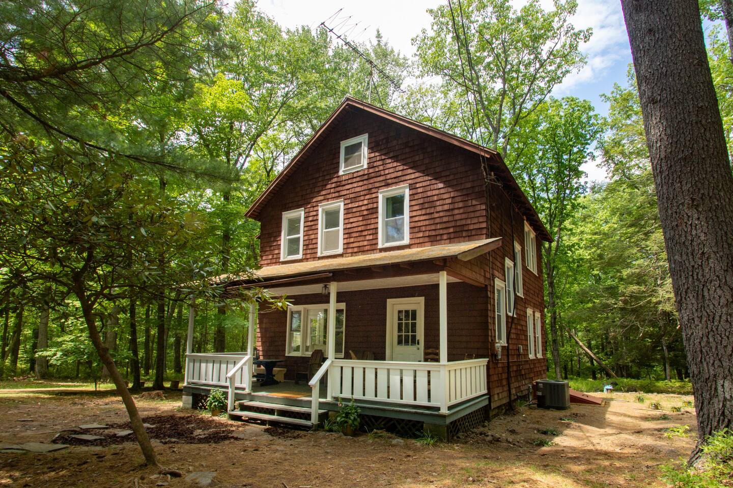 Hot Tub And Fire Pit - Charming Mountain Sanctuary - Pocono Mountains, PA