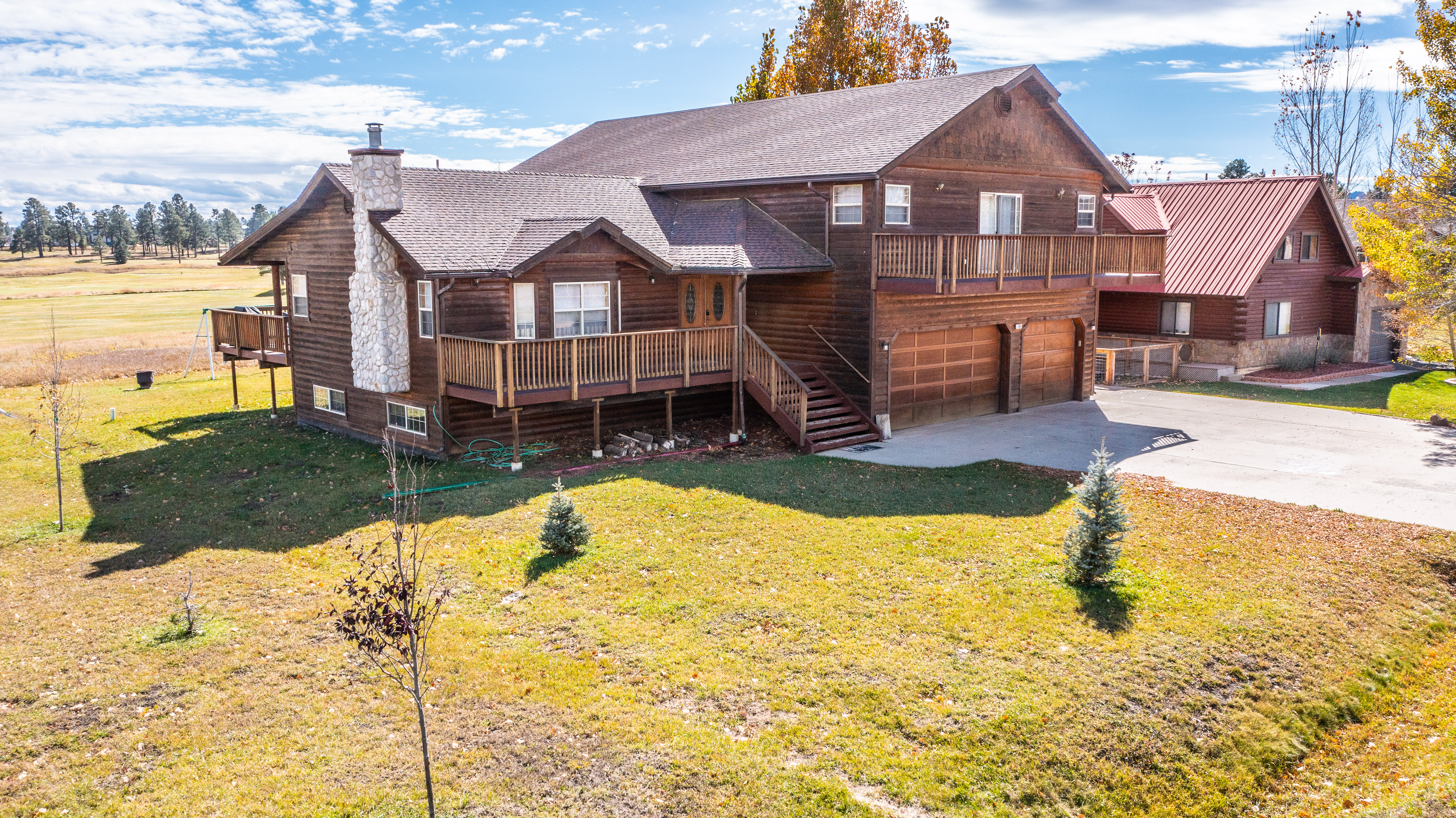 Spacious Decks And Scenic Views - Inviting Golf Course Retreat - Pagosa Springs, CO