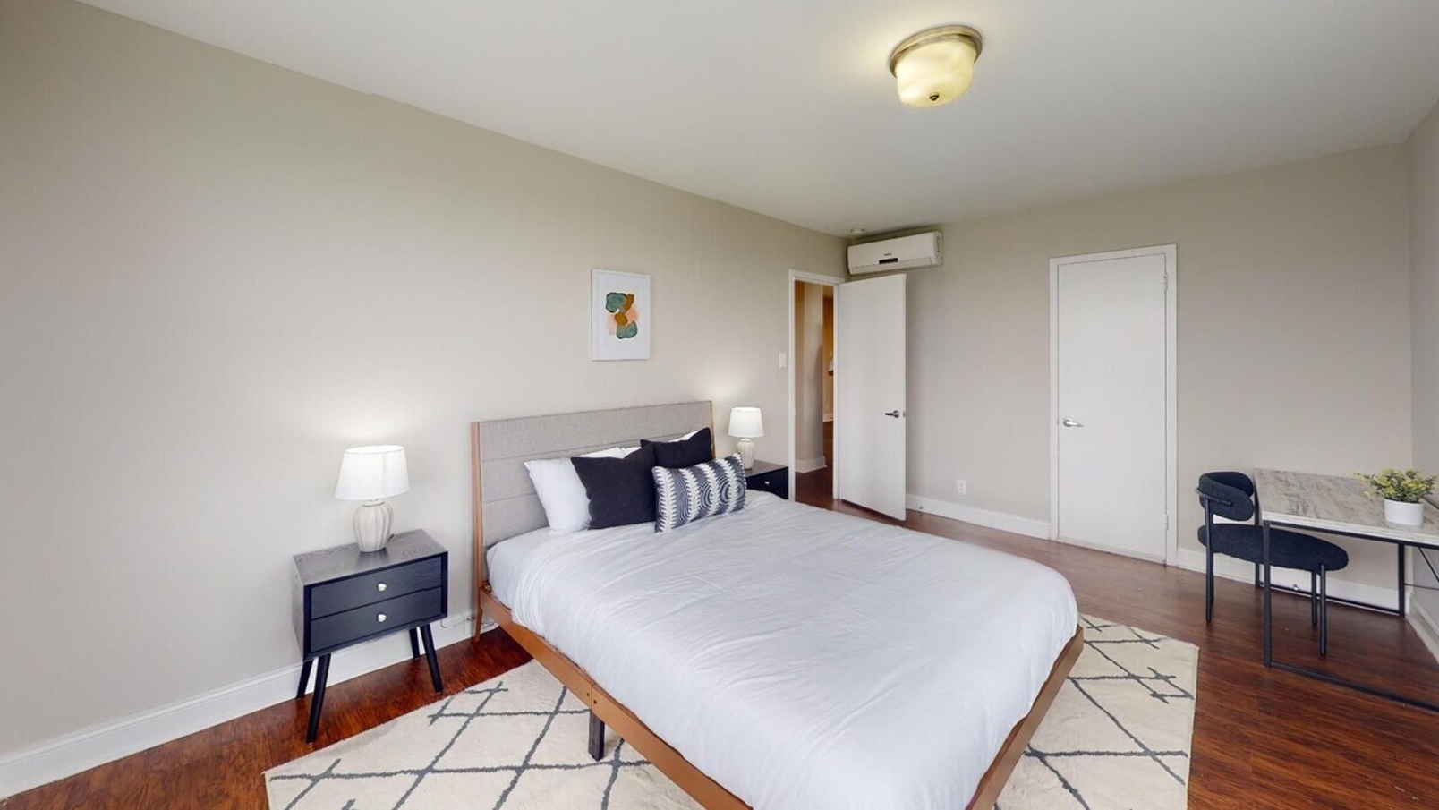 Avenue A810 · Epic 2Br, Pool, Gym, Parking photo 3