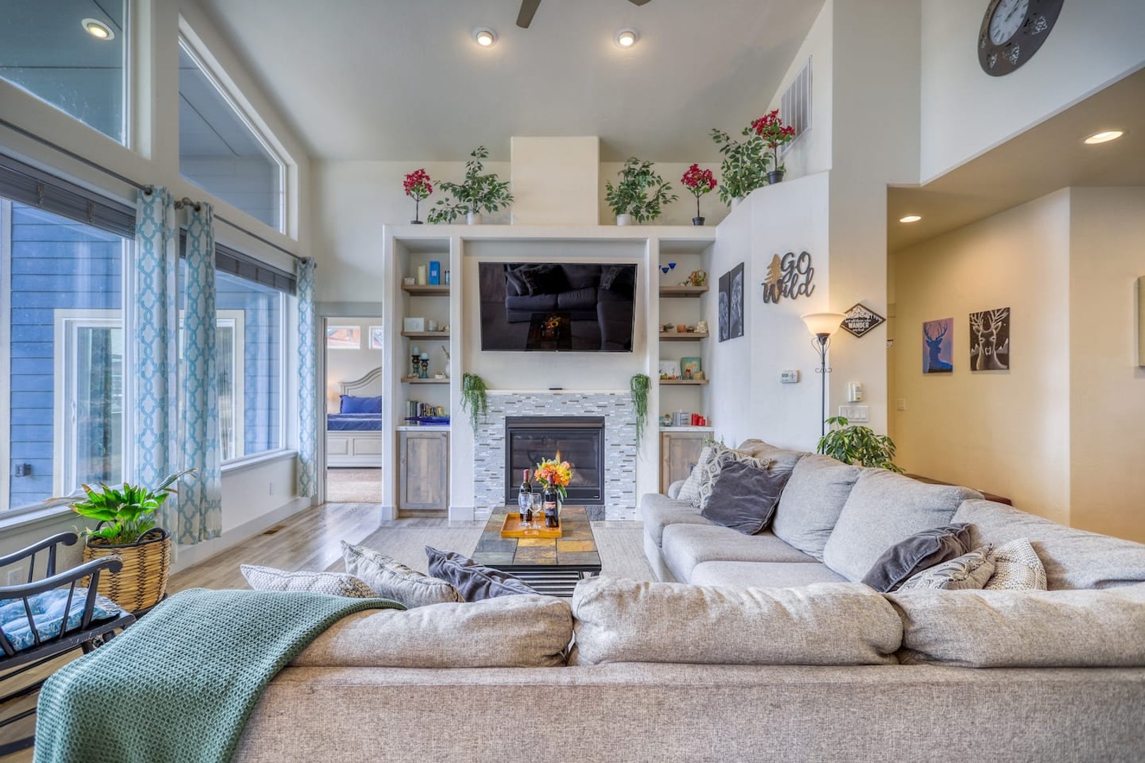 Living Room - Large TV