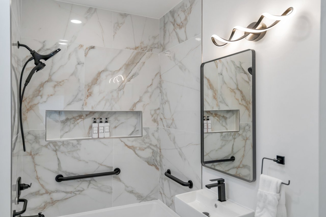 |Bathroom 3|