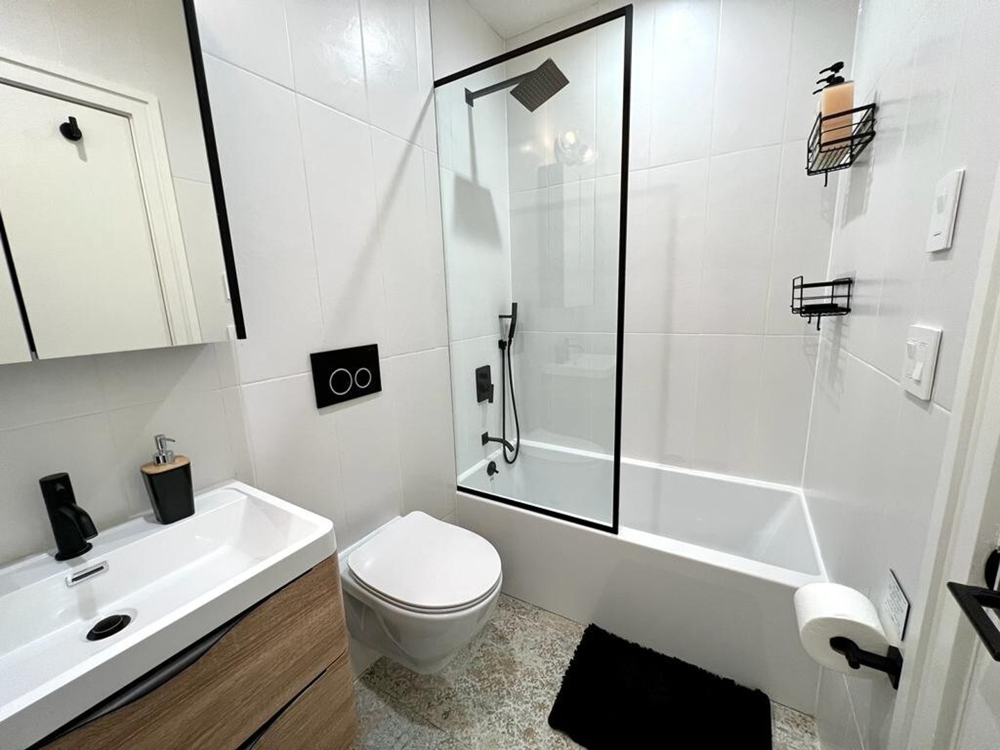 Winthrop #2A Modern & Cozy — photo 10