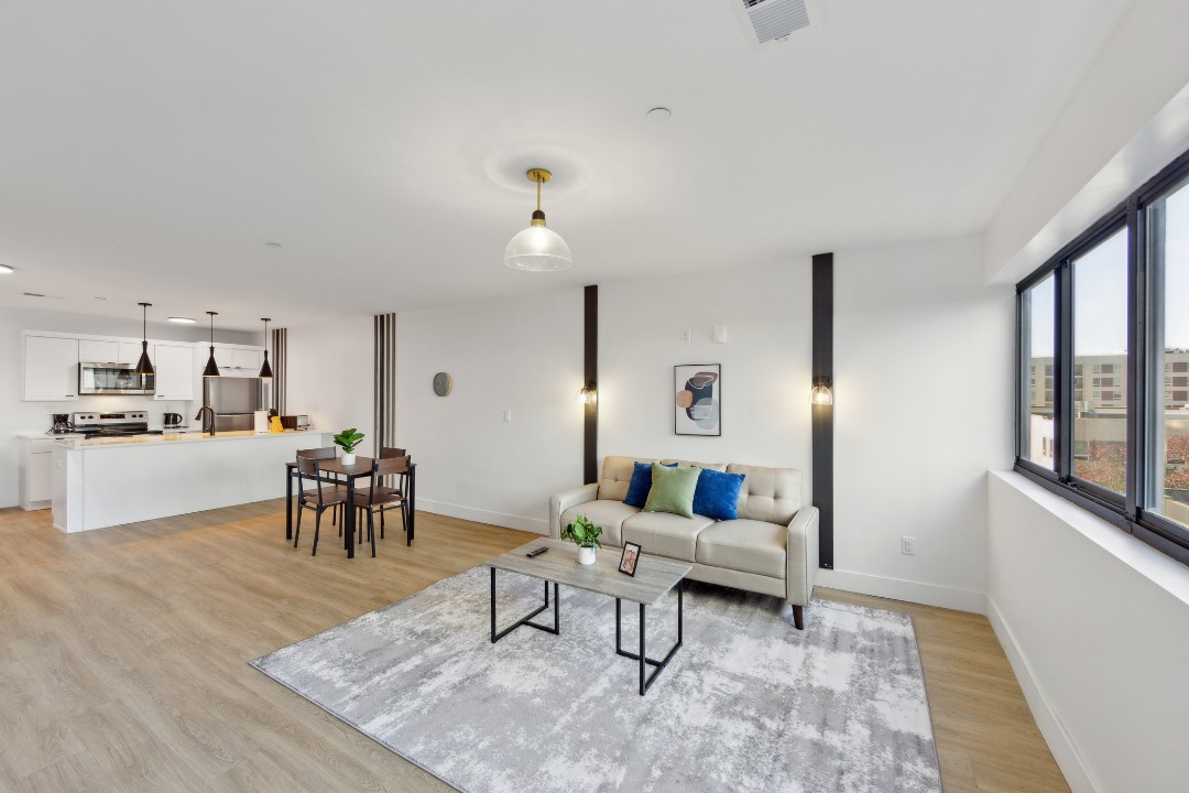 Market View Residence · Unit 505 1/1