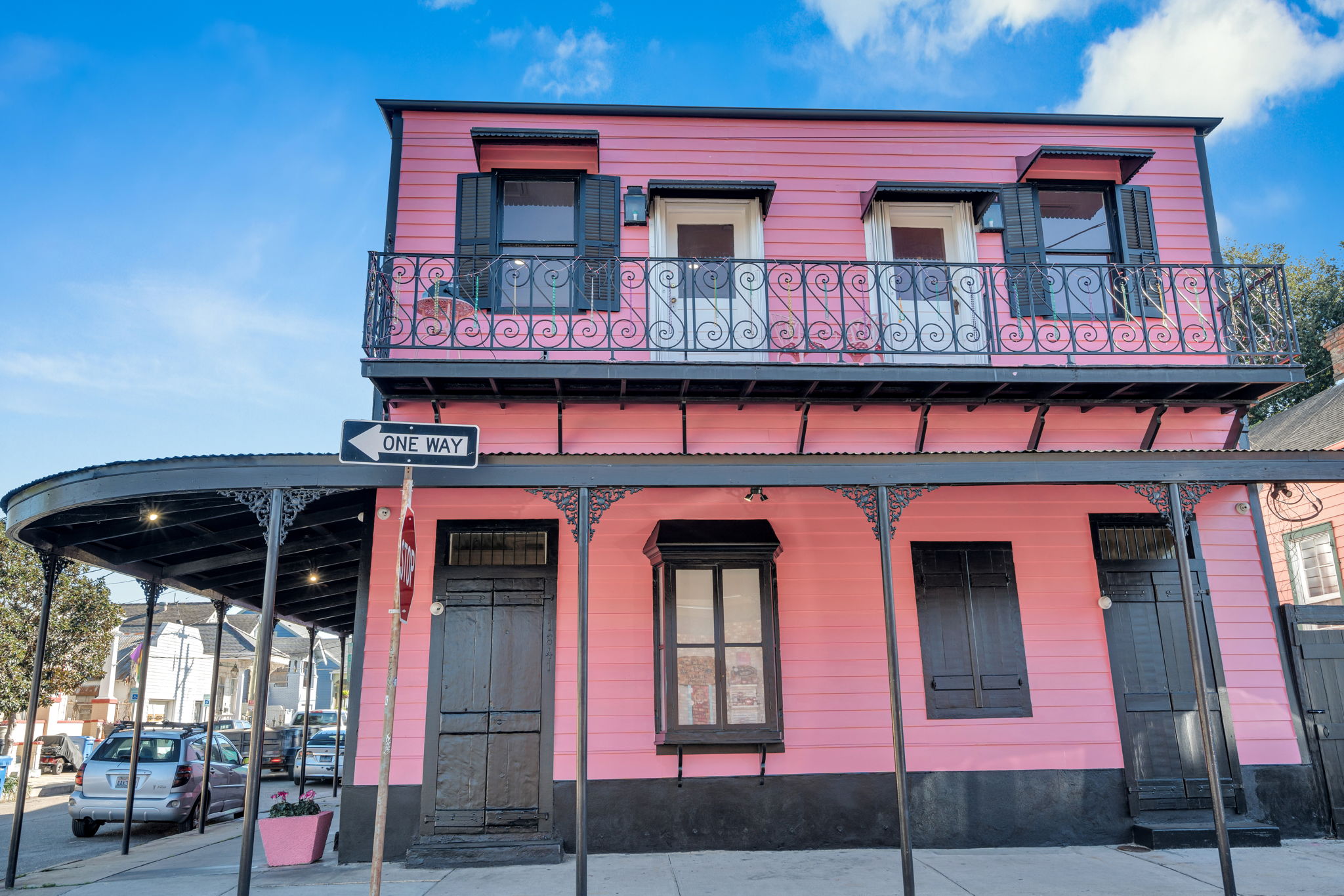 Historic charm in vibrant pink