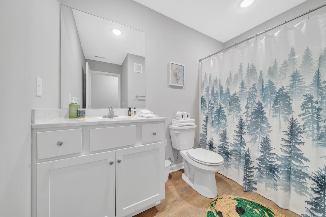 Stonecrest 623, · Unit 2/2