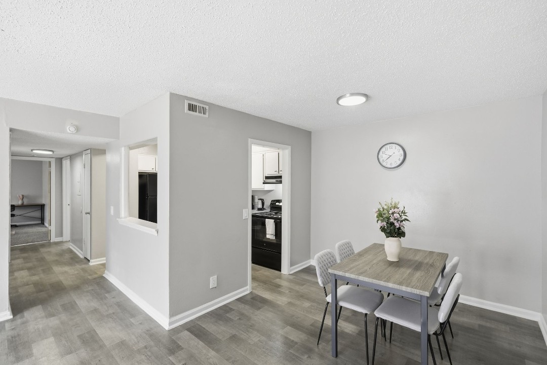 Tucker Square 2/1.5 · Unit 1302K