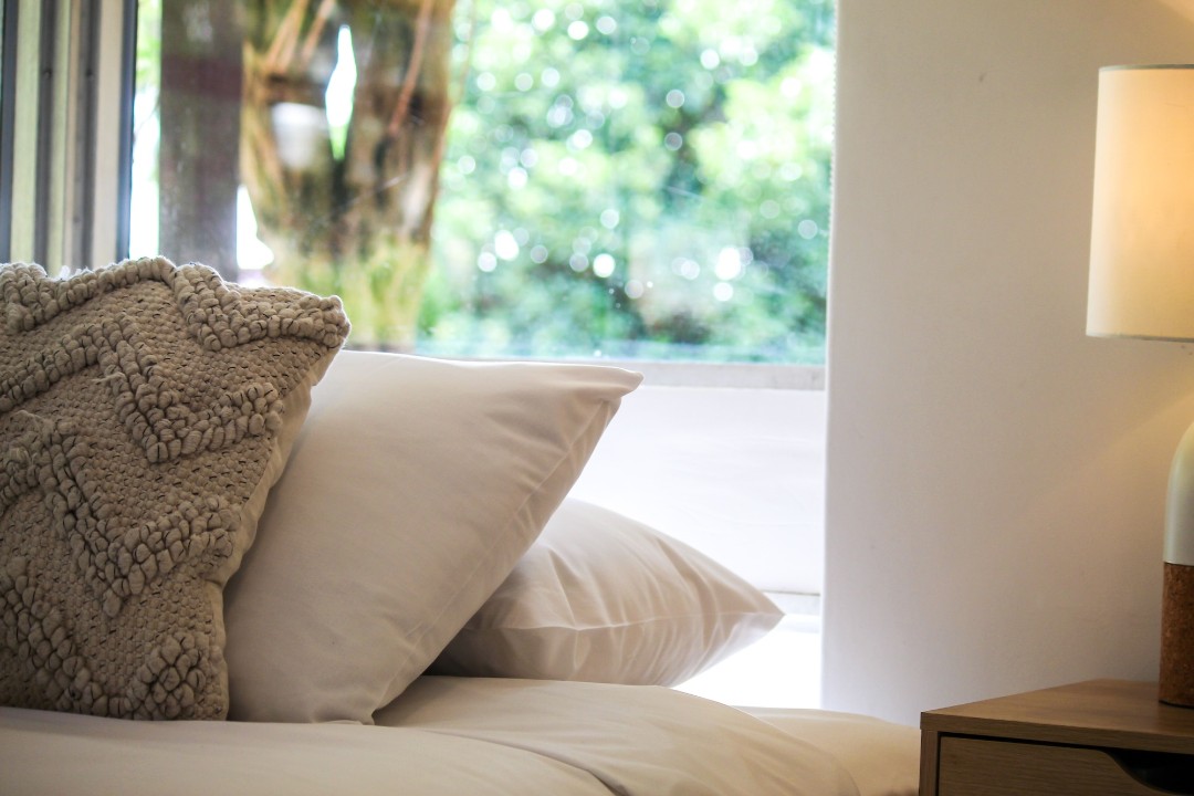 Spacious 5-Bedroom Layout – Sleeps up to 11
Includes a master suite with ensuite and built-in robes plus four additional well-appointed bedrooms to cater to large families or group bookings.