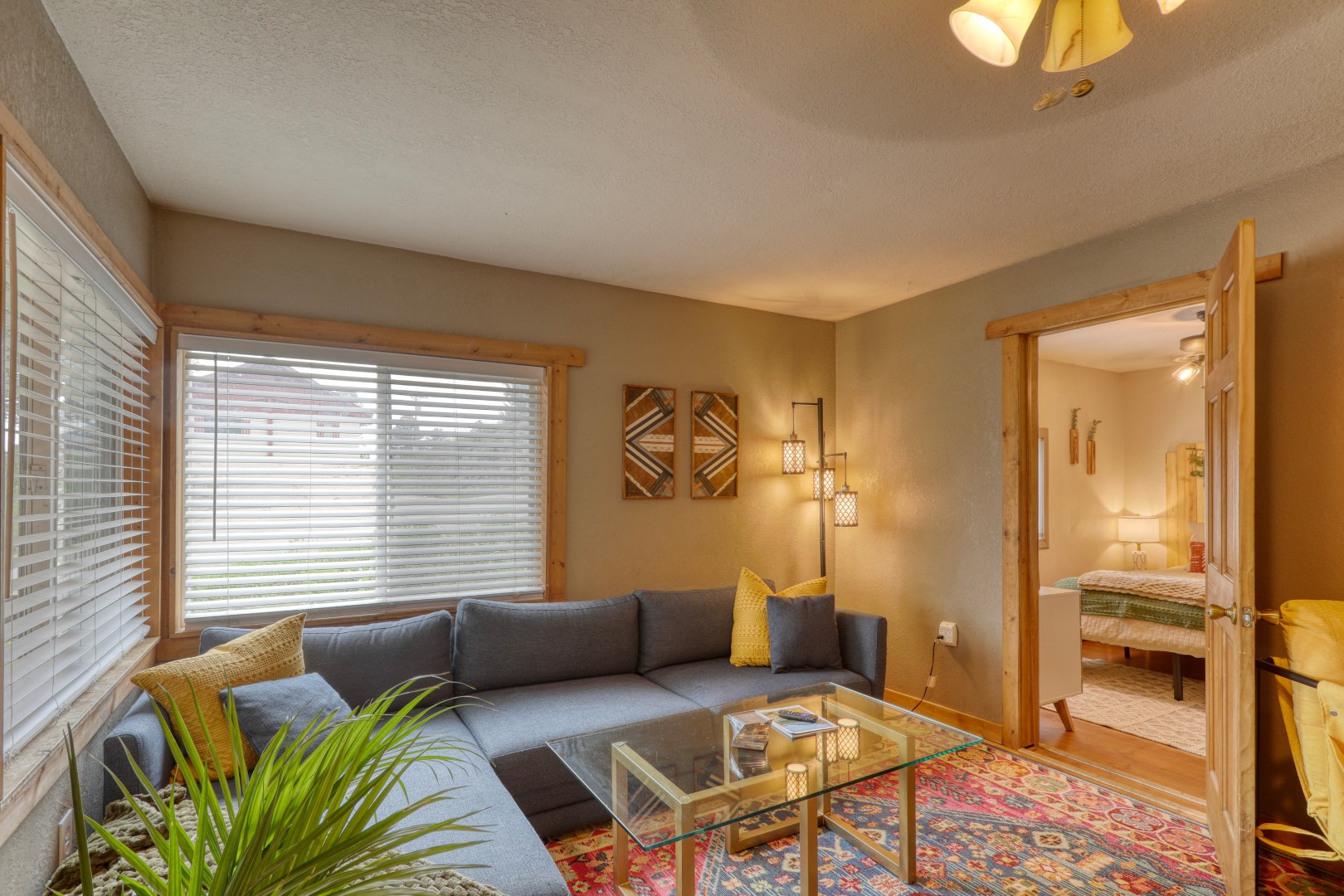 Private Hot Tub- Downtown Pagosa- Mid-Long Term