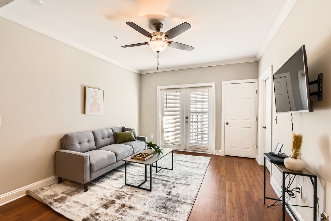 Crest at Midtown · Unit 3501 2/2