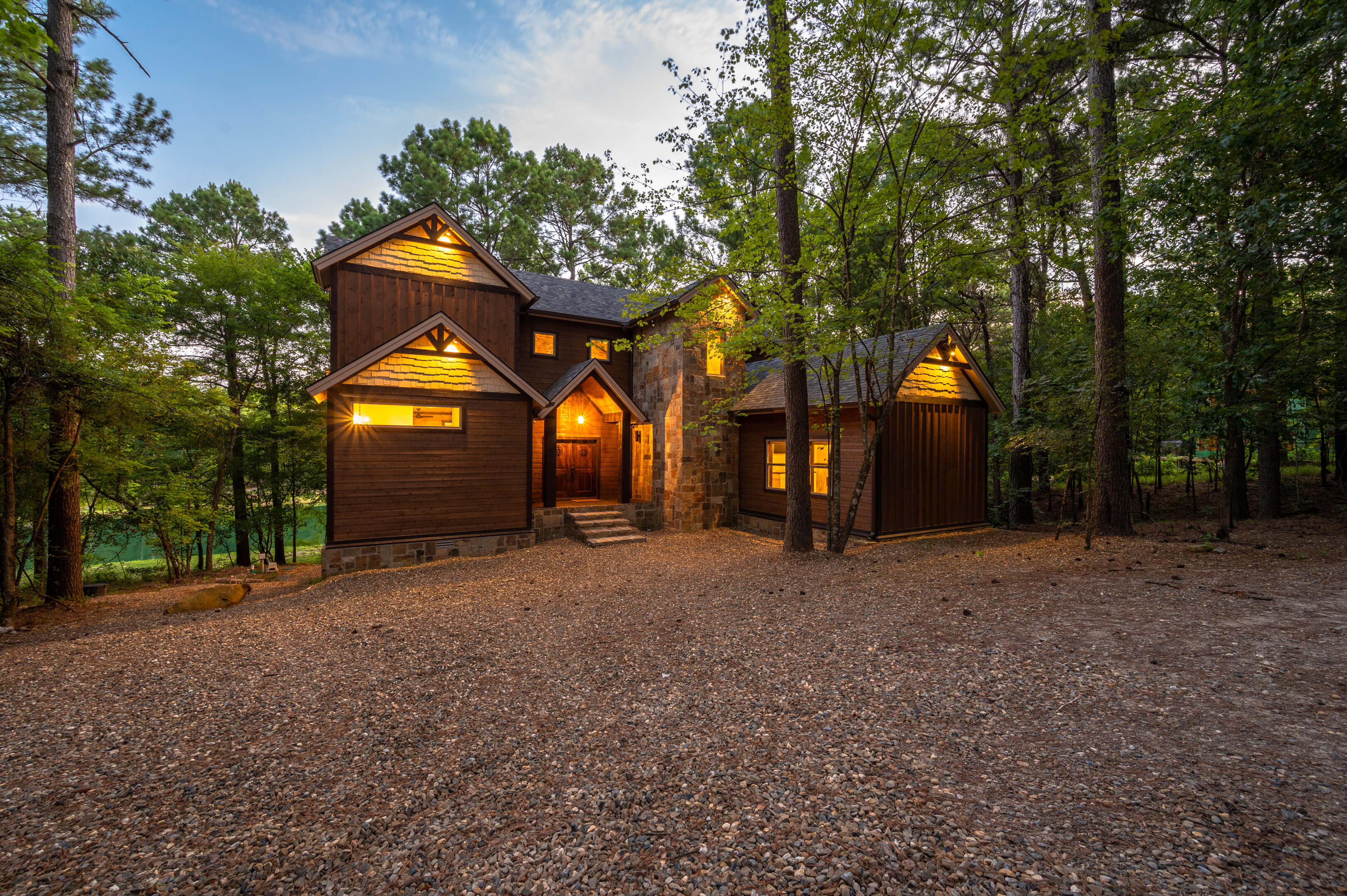 Home Plate Lodge — Broken Bow, OK — vacation rental