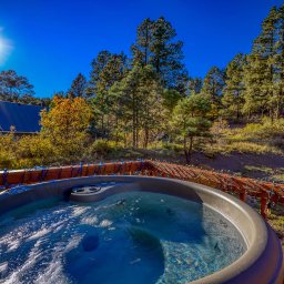 Hot Tub Tranquility Near the Lake