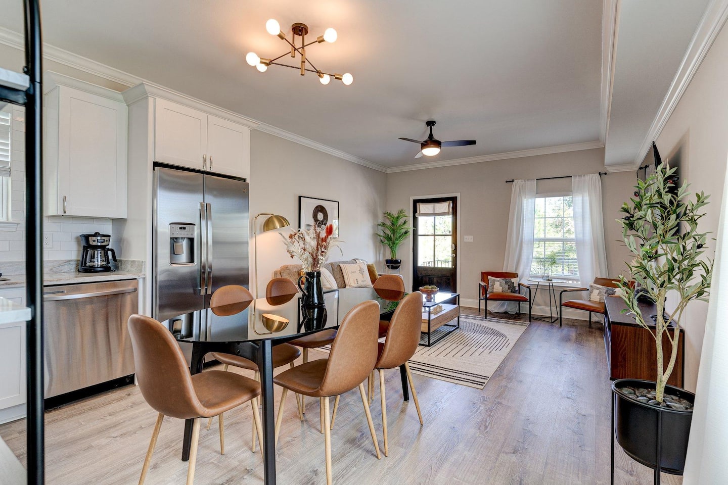 Dining room table perfect for family meals