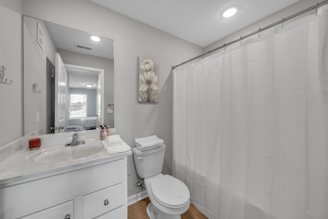 Stonecrest 716, · Unit 2/2