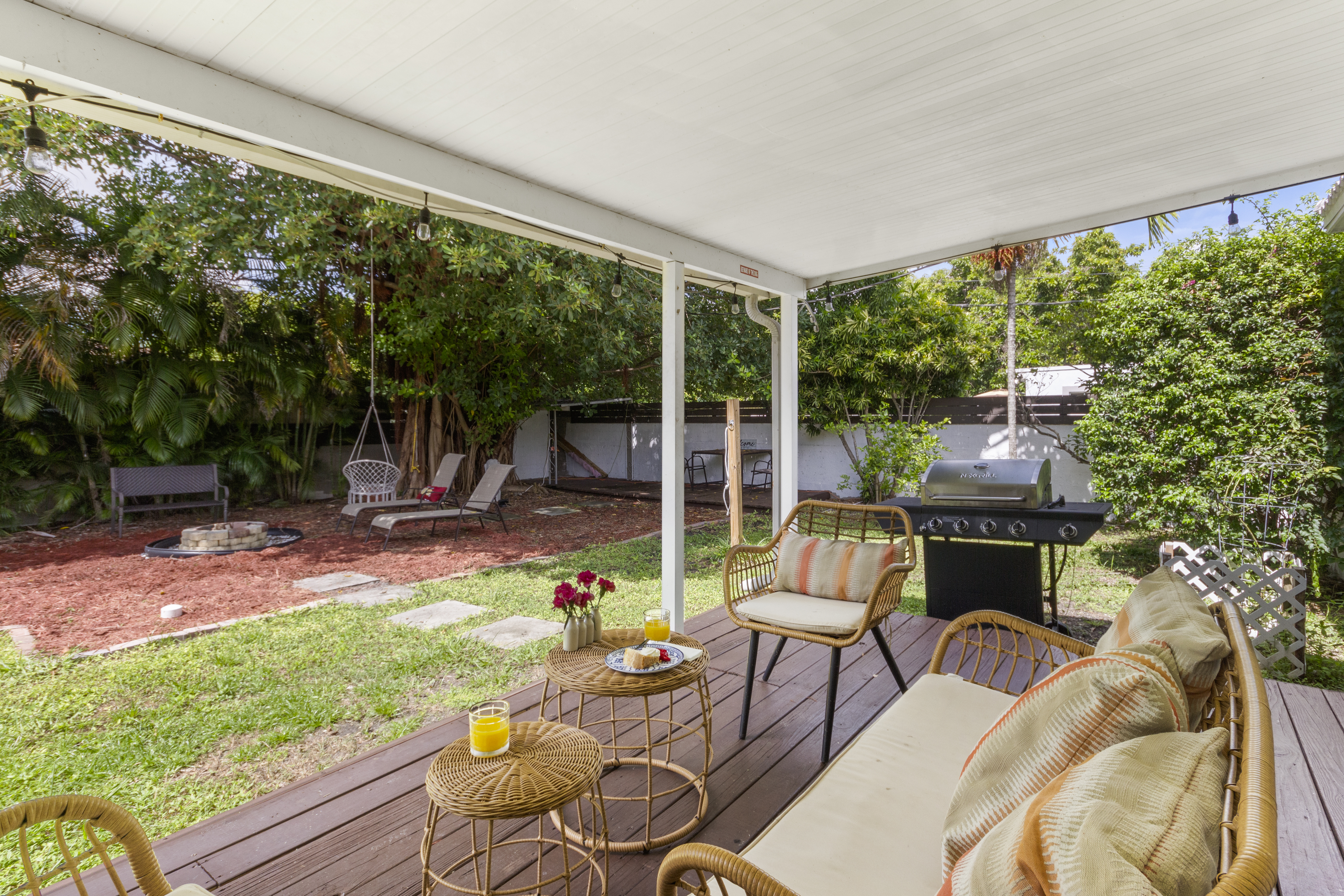 3BR Boho Style Home w/ Private yard & Firepit — Miami, FL — vacation rental