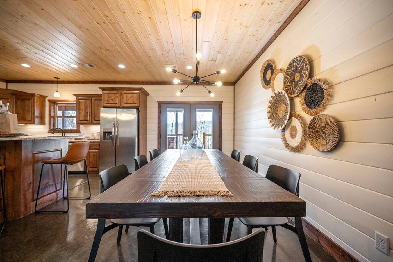 Curated visual reference: Fresh Look at Streams Dreams Brand New High End Luxury Retreat