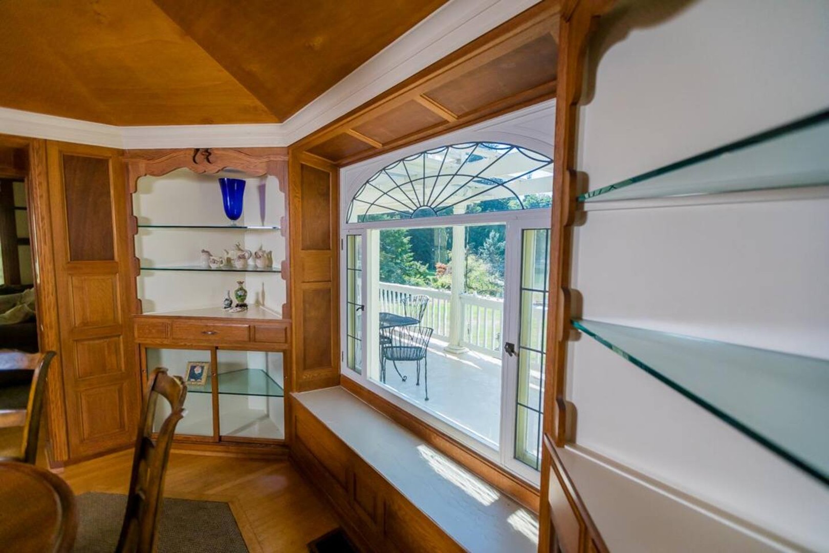 Wisteria Hollow Victorian — photo 19