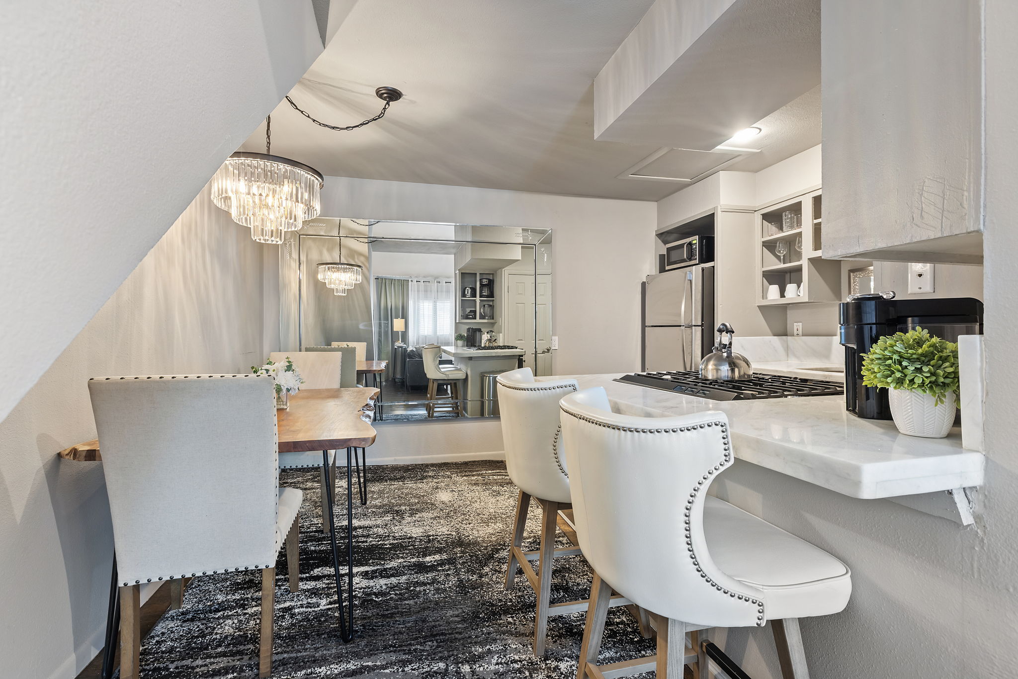 5002-08 (2BD/LOFT/1BTH/2B) photo 5